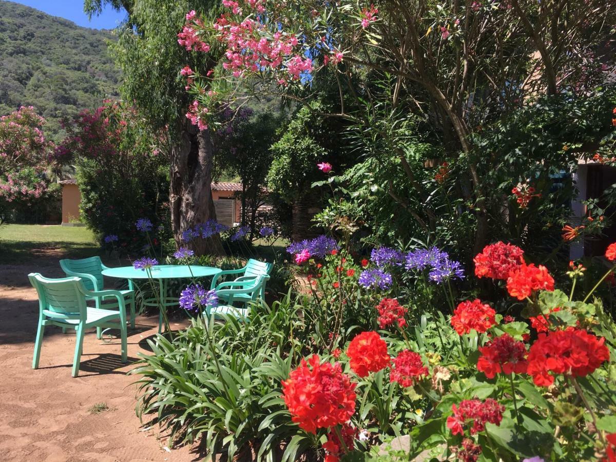 Le Manoir De Port-Cros Hotel Exterior photo